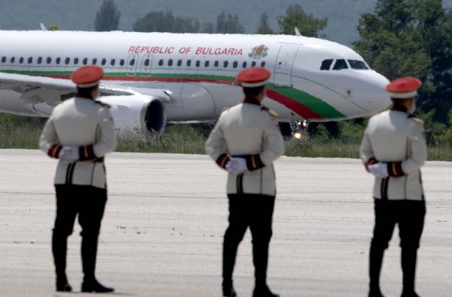 ЗА БУГАРИЈА СЕГА И КОРУПЦИЈАТА ВО МАКЕДОНИЈА Е ПРЕЧКА ЗА ЕУ, ИСТО КАКО КОЧЕЊЕТО НА УСТАВНИТЕ ИЗМЕНИ, СПОРЕД НОВ НОН-ПЕЈПЕР ВО БРИСЕЛ