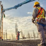 Невидливите работници што ја движат економијата