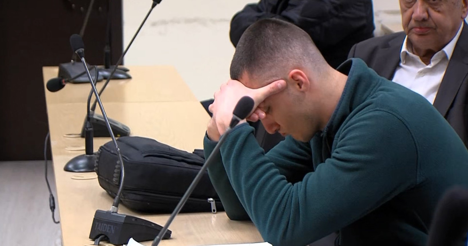 „Ме удираш по бубрези како што татко ти те удирал тебе“ – нови снимки од насилството на Стојанче Јовановски