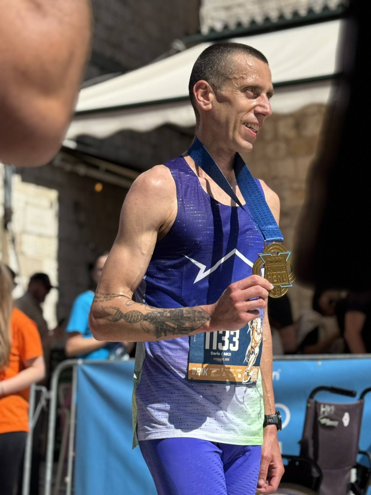 Му нема рамен на овие простори, Дарио Ивановски победи на полумаратонот во Дубровник