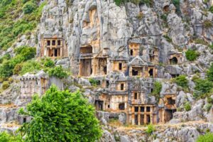 Сонце, песок и 2.000 години историја: Преглед на античката ривиера на Анталија