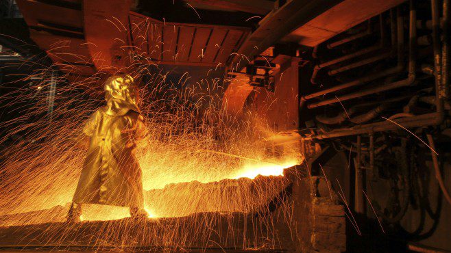 САД ги намалуваат царините за опремата од метал на 15% до наредната година