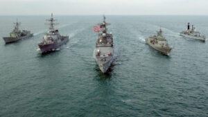 CNN: САД подготвува напад врз иранските капацитети во Ормутскиот теснец