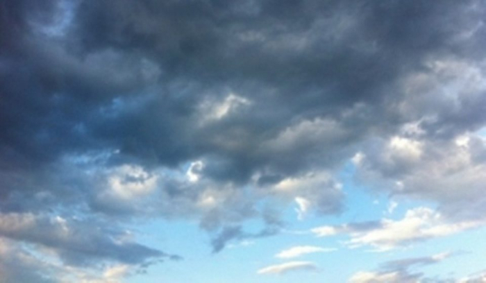 Променливо облачно и посвежо со сончеви периоди