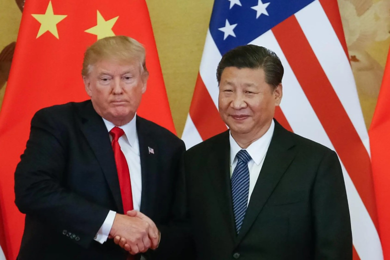 Трамп војува, Кина победува