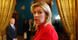 Захарова: Русија и Кина работат заедно за да спречат глобален колапс