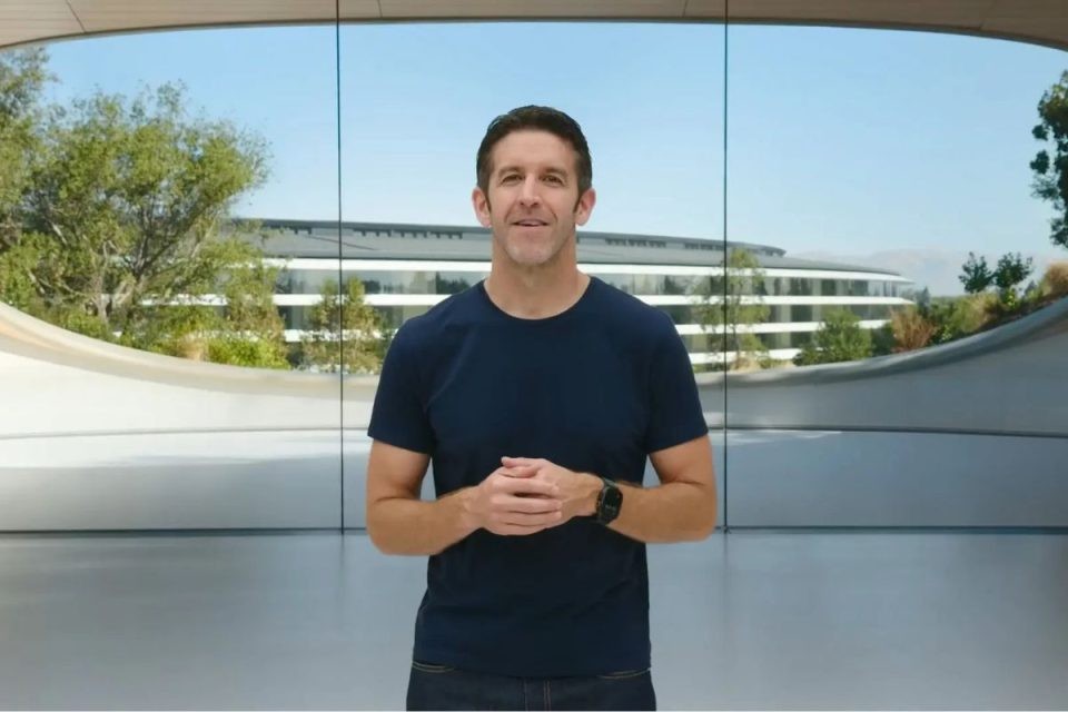 Ејпл доби нов лидер, Џон Тернус ја презема најважната функција во компанијата