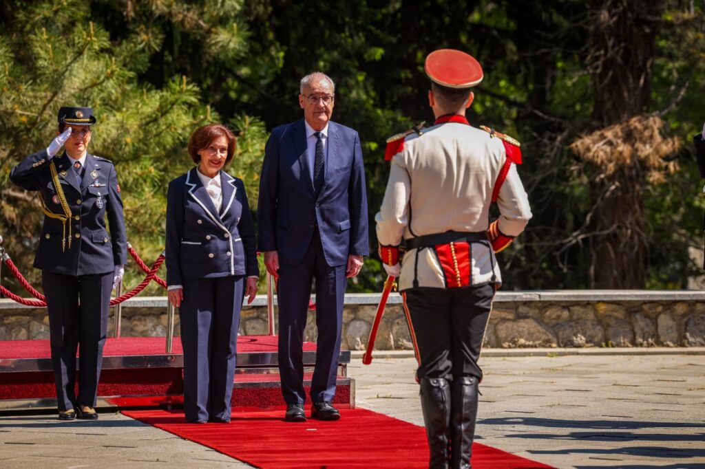 Давкова-Пармелан: Прва историска официјална посета на швајцарски претседател на земјава