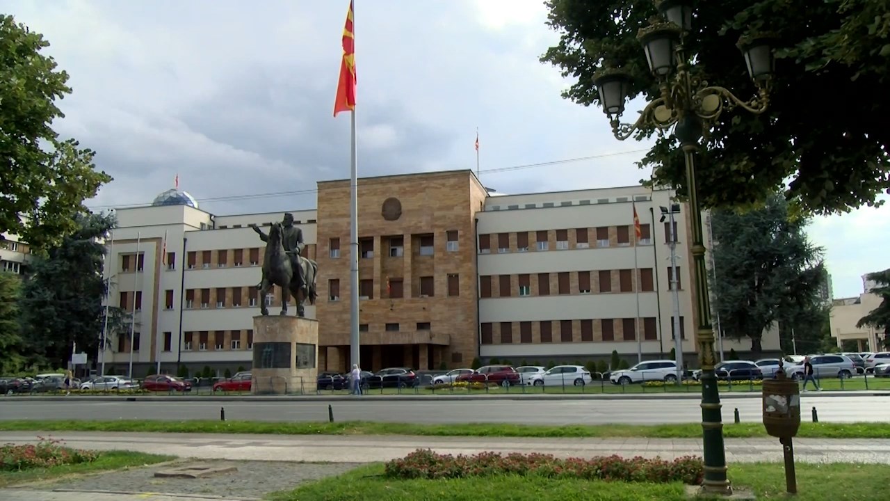 ВМРО-ДПМНЕ ги „бетонира“ позициите за уставните измени, СДСМ најавува европски фронт