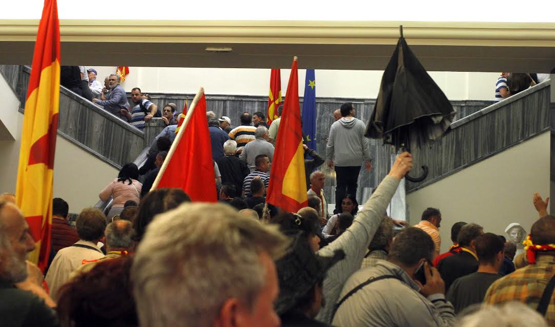 (Видео) 9 години од крвавиот 27 април – ги гледаме истите тенденции на заробената држава, вели Кузеска