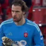 Какво лудило: Голман постигна гол во 96. минута и стана апсолутен херој на својот тим (Видео)