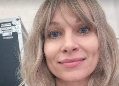 „Кога знаете дека не треба ништо да покривате“: Снеже Велков без шминка со свеж изглед