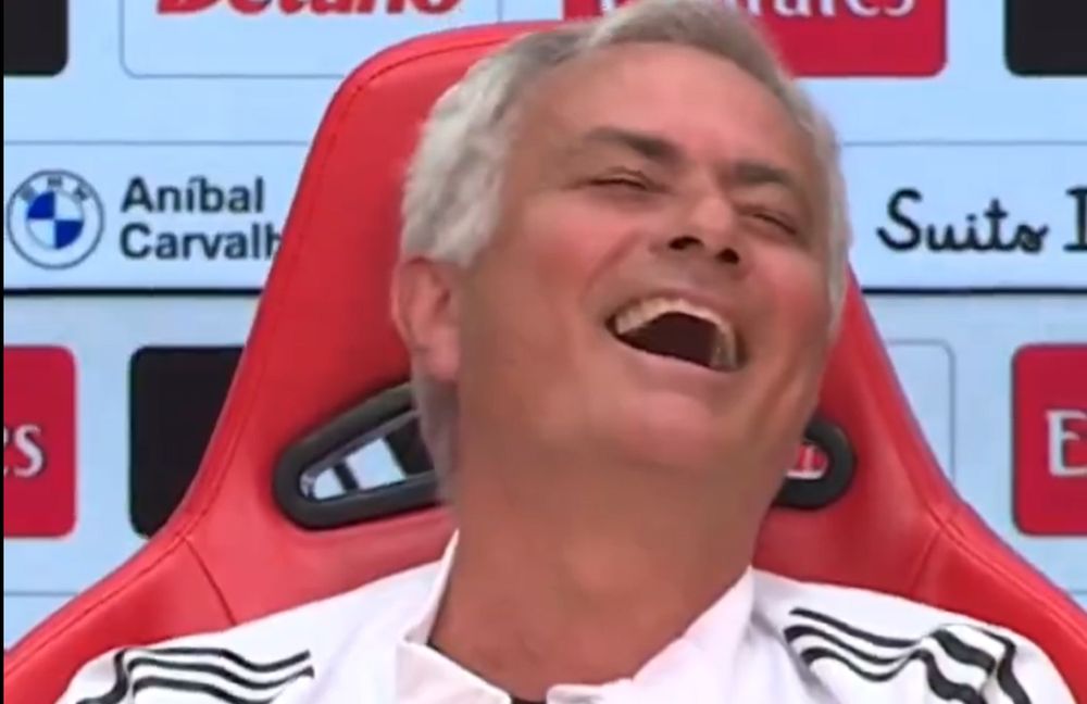 Португалски новинар добро го насмеа Мурињо (ВИДЕО)