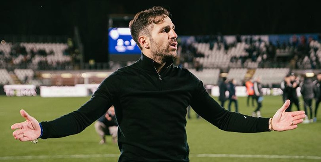 Фабрегас ги „олади“ Италијанците, не сака да биде селектор!