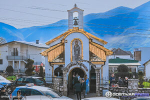 Источен петок – Балаклија во црквата „Света Петка“ во Гостивар традиционално празник на духовно обединување