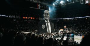 Секоја чест: Незаборавна кореографија пред дербито во спомен на Душко Вујошевиќ (ВИДЕО)