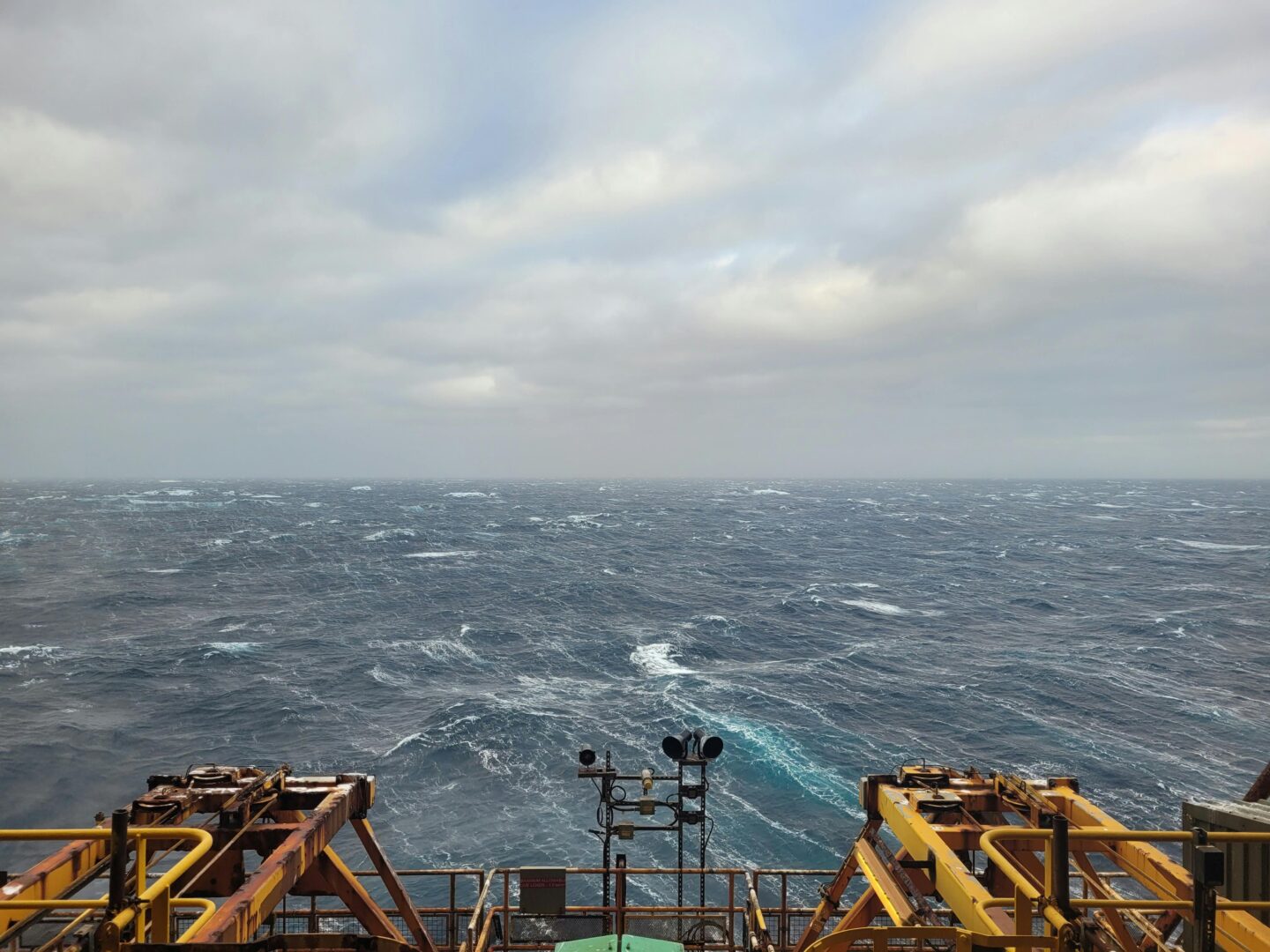 Иран: Блокадата на пристаништата од страна на САД е сериозно кршење на суверенитетот