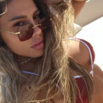 (Видео) Сандра Африка без шминка и разбушавена: Пејачката во непрепознатливо издание ги насмеа фановите