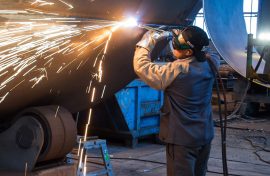 Бројот на работници во индустријата намален за 3.4 отсто за една година