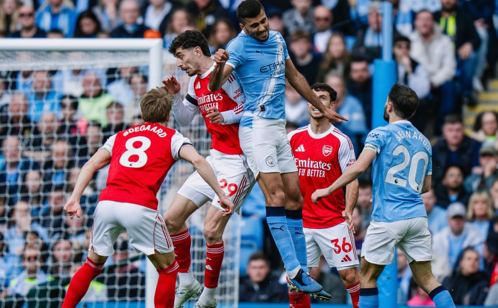 Распоредот на Арсенал и Сити во последните кола! Кој ќе биде шампион?