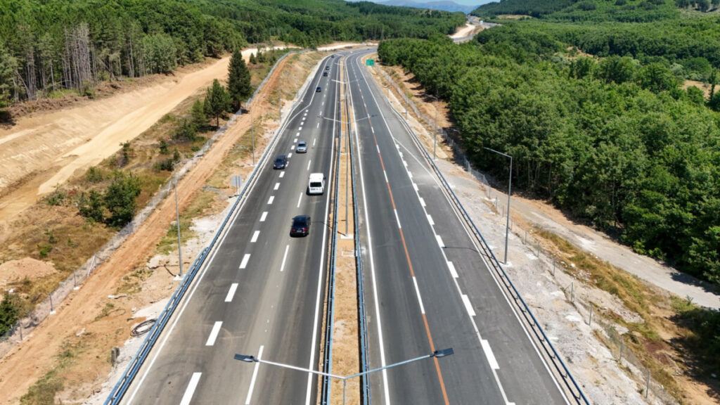 СВР Охрид: Од утре затворени сите споредни влезови и излези кои привремено функционираа на автопатската делница Охрид-Кичево