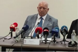 Азески: Очекуваме продлабочување на кризата, ако има потреба ќе побараме таргетирани мерки