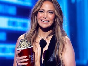 Нова љубов на повидок? Џенифер Лопез „фатена“ во блиска врска со колега – го споредуваат со Бен Афлек