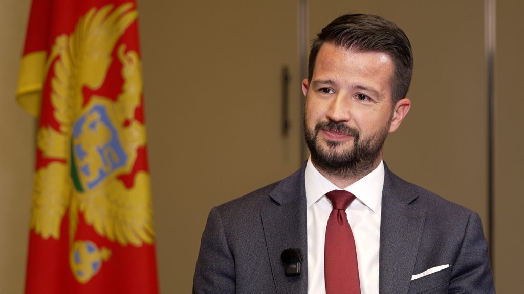 (ИНТЕРВЈУ) Имате избор – да бидете во право или да станете членка на ЕУ, вели црногорскиот претседател Јаков Милатовиќ