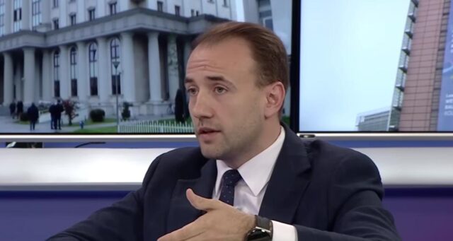 Стојаноски: Само сакаме одговор што доколку ги направиме уставните измени и за неколку месеци повторно добиеме вето