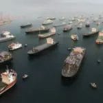 Светската трговија во застој: 43 бродови заглавени поради Иран, цените ќе растат