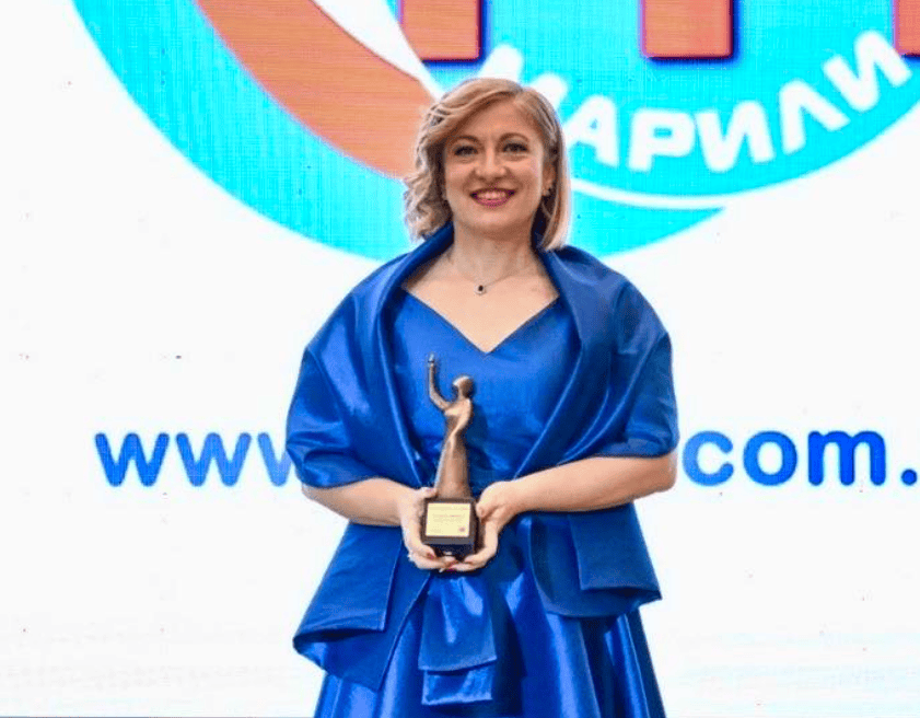 Признание „Жена водилка“ за Златица Цивкароски, член на Управниот одбор на Шпаркасе Банка