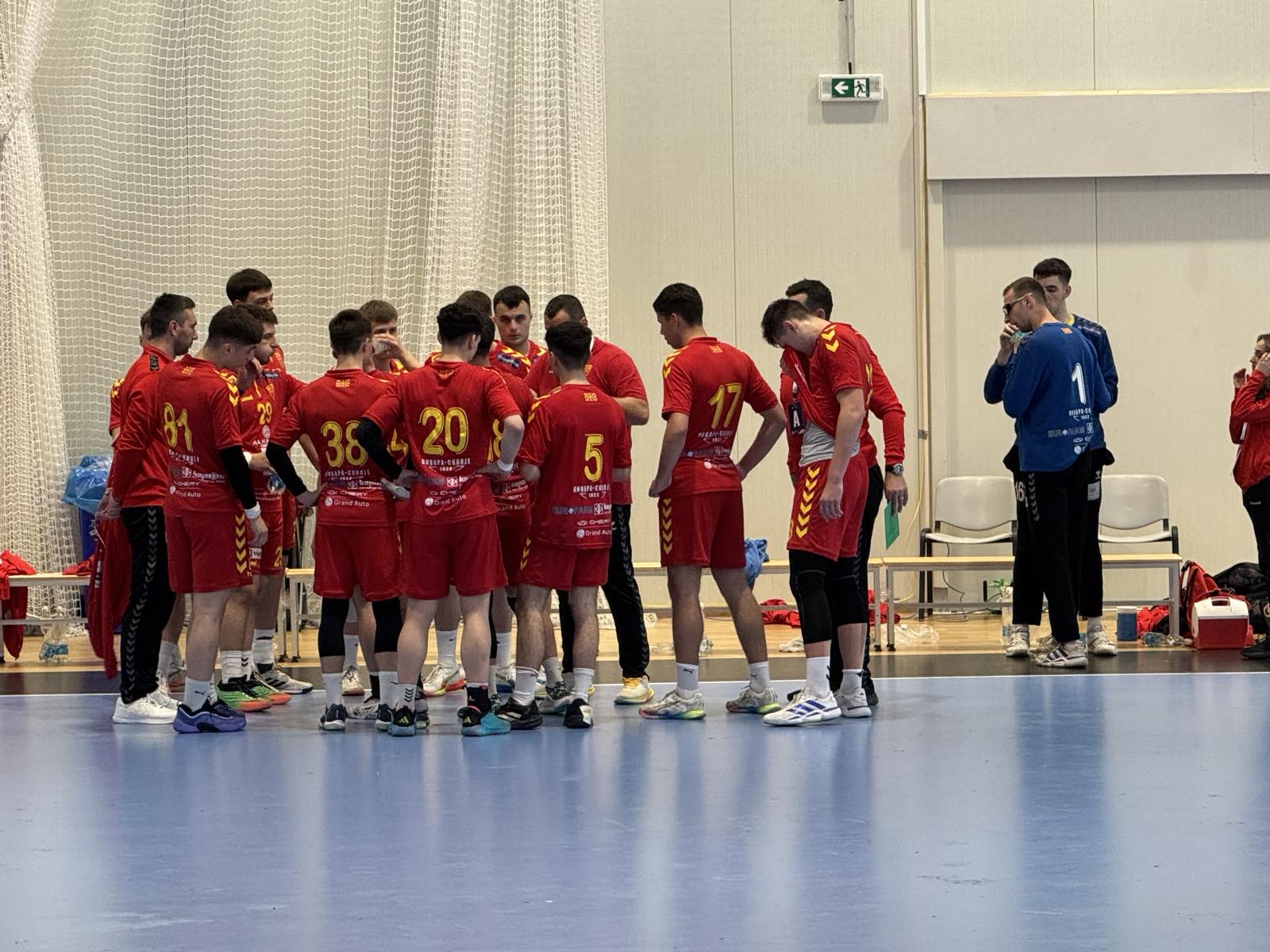 Кадетите со победнички старт – ја преслушаа Бугарија на премиерата на СП