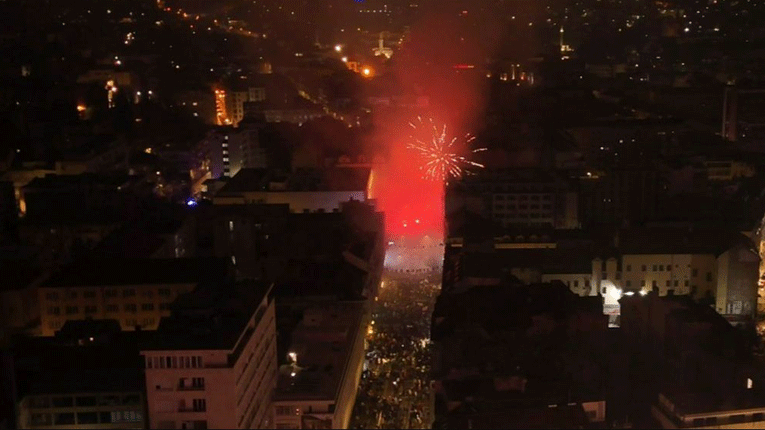 Сараево не спиеше, Џеко во 3 наутро одржа незаборавен говор пред илјадниците фанови (Видео)