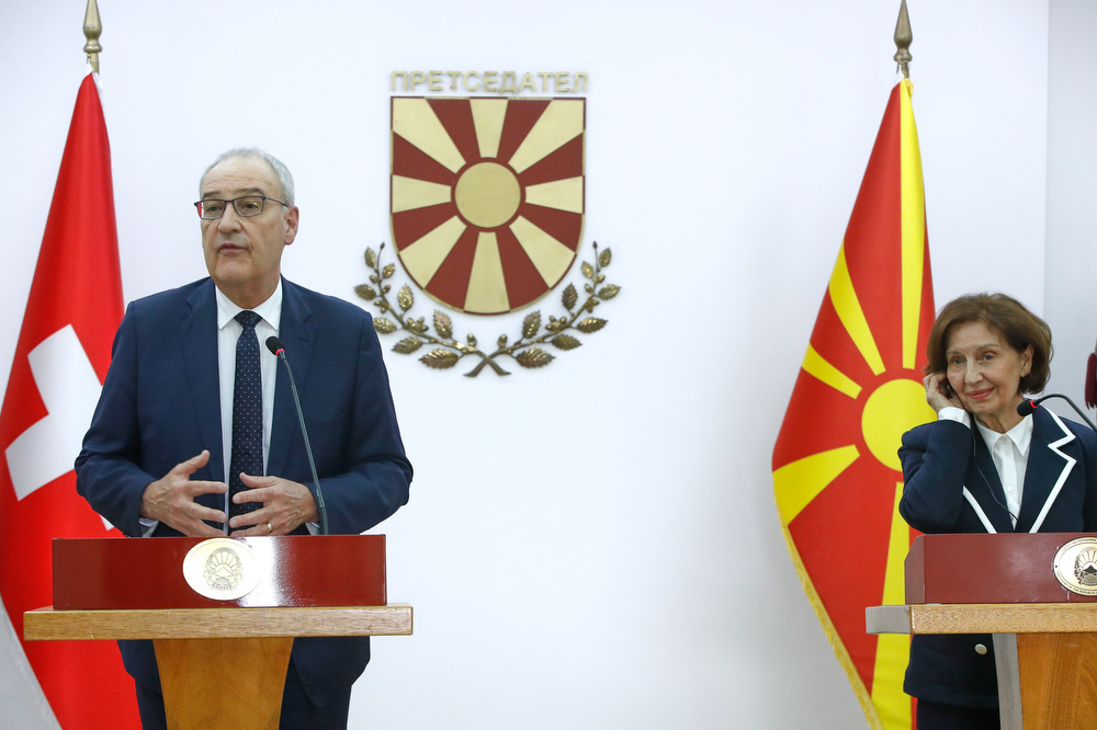 Швајцарија и Македонија ги поврзуваат и двете несреќи, во Кочани и Кран Монтана, рече Ги Пармелан