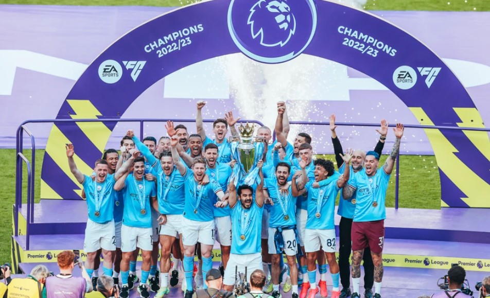 Се продаваат медали од историската сезона на Манчестер сити!