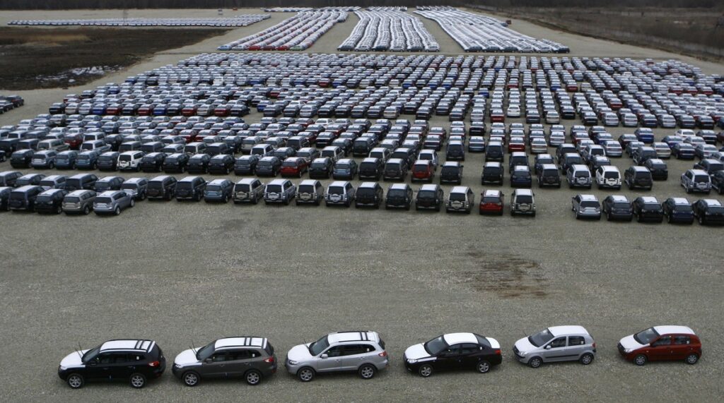 Војната во Иран ѝ се заканува на автоиндустријата – пад на продажбата до 1,4 милиони возила