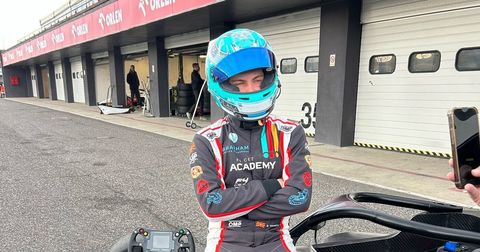 Стефан Тренески ја заврши дебитантската трка во Формула 4!