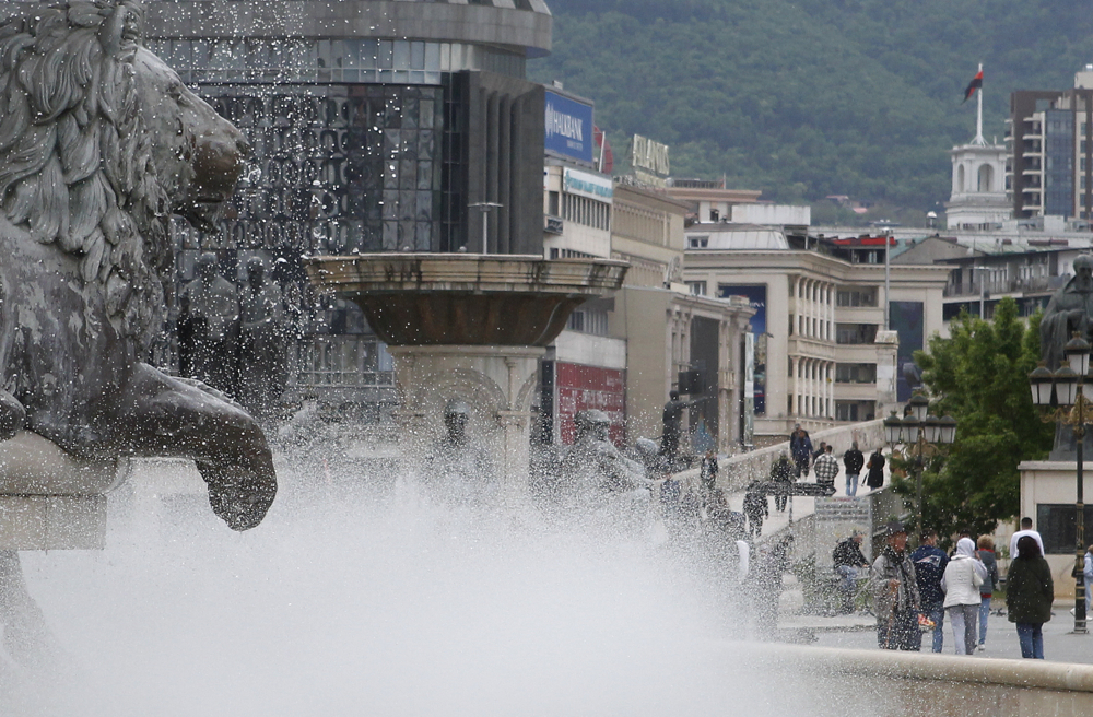 Променливо облачно со сончеви периоди, следува стабилно и потопло време
