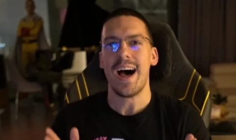 Бака Прасе влезе во нов бизнис, па се пофали со парите