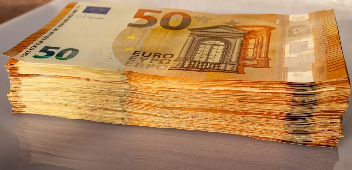 Доаѓаат големи пари: 3 знаци ќе се збогатат на игри на среќа до 7 мај