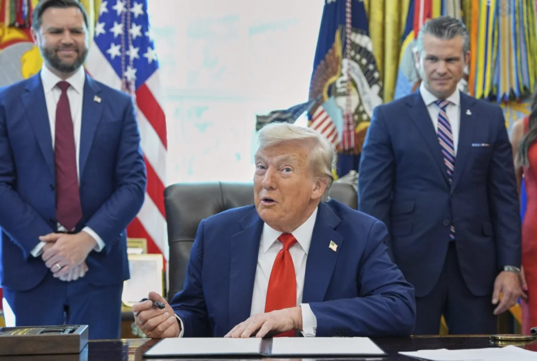 Џ.Д. Венс: Трамп ми го лажат