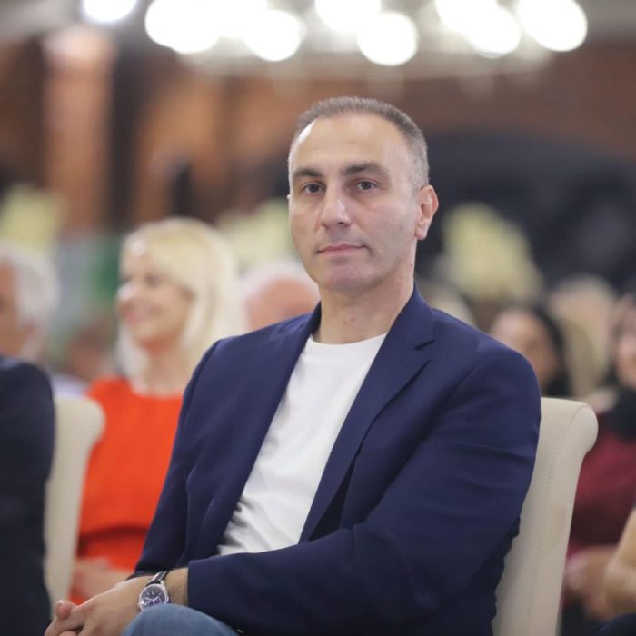 ПРОДОЛЖЕН ПРИТВОРОТ ЗА АРТАН ГРУБИ: Бившиот вицепремиер и министер за односи со заедниците останува во куќен притвор уште 30 дена