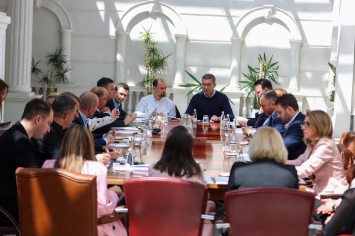 СРЕДБА НА МИЦКОСКИ СО ЕУ-АМБАСАДОРИ: Реформската агенда не е веќе само план на хартија, дава конкретни и мерливи резултати