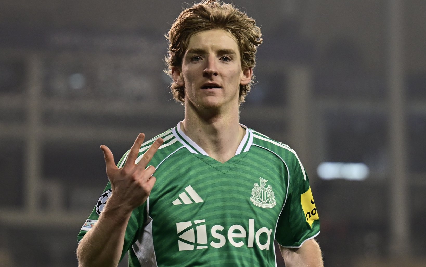 Баерн повторно ќе купува во Премиер – лигата: Компани го посакува Ентони Гордон во тимот