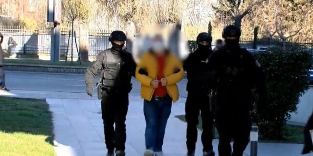 Ужас во битолско – татко се самозадоволувал пред својот син!