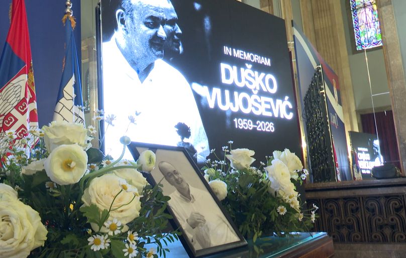 „Сонуваше како дете, мислеше како научник, сакаше како поет и судеше како чесен судија!“