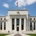 ФЕД веројатно нема да ги намали каматните стапки барем во следните шест месеци