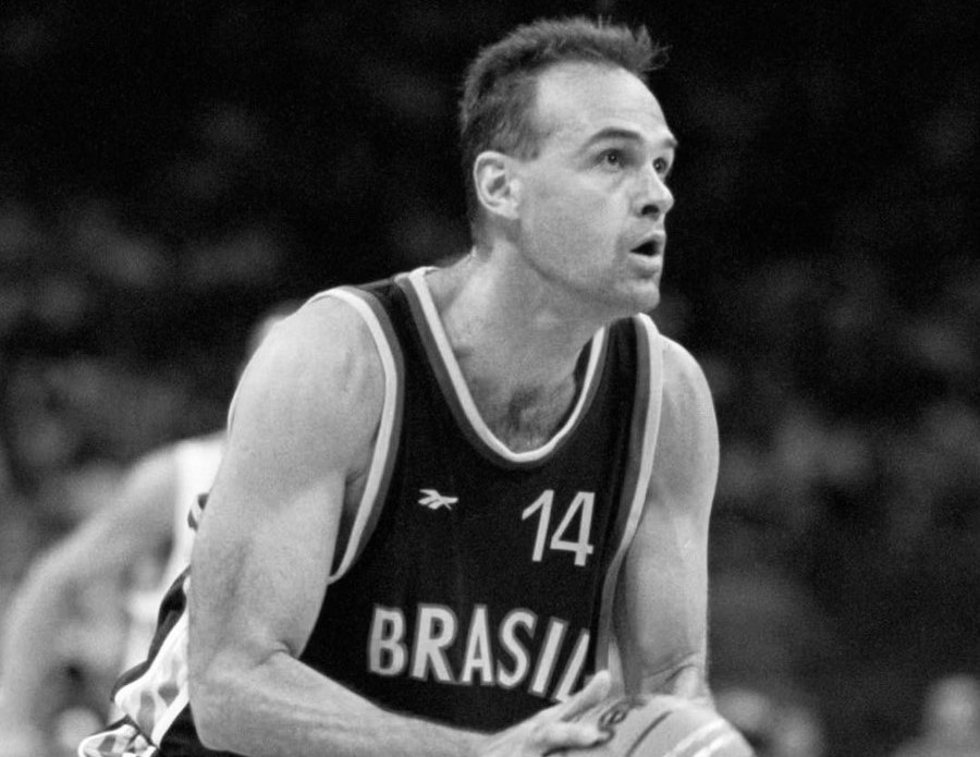 Легендата си замина: Почина Оскар Шмит