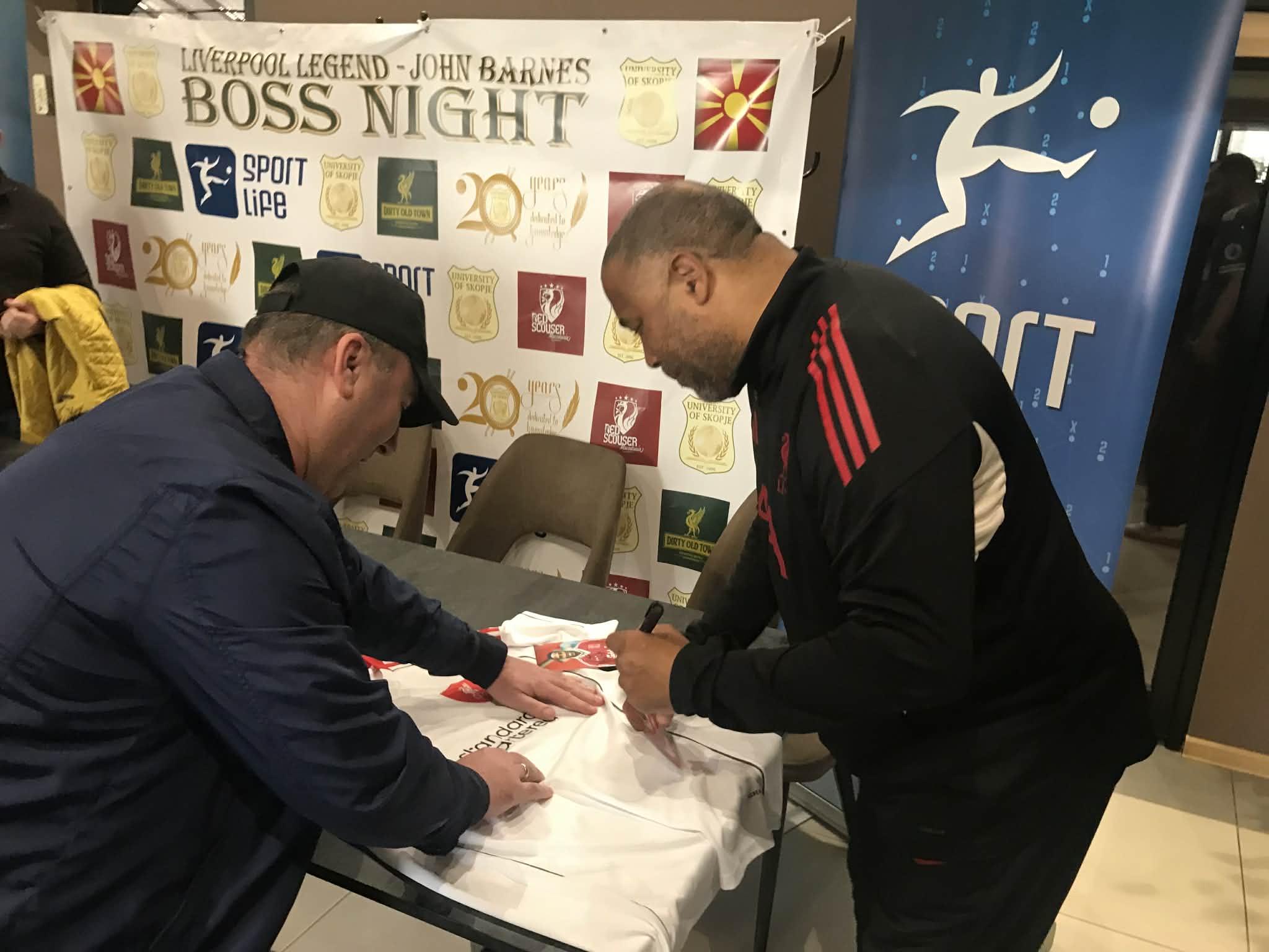 Легендарниот Барнс објасни зошто Ливерпул треба да има доверба во тренерот Арне Слот