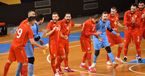 Футсалците со „три од три“ во следната фаза од циклусот за СП